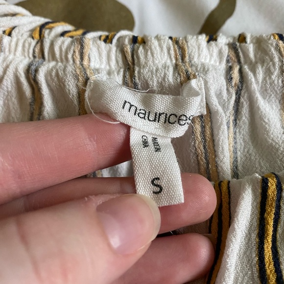 Off the Shoulder Yellow & Black Shirt - Picture 2 of 15